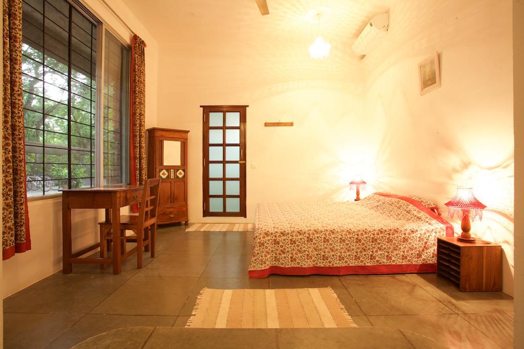 The Annex, Isai Ambalam Guest House Auroville Exteriér fotografie